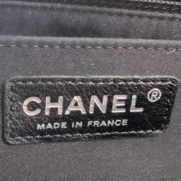 UNIQUE CHANEL 2011 RUNWAY JUMBO Rainbow Patchwork Bag - Picture 13 of 16